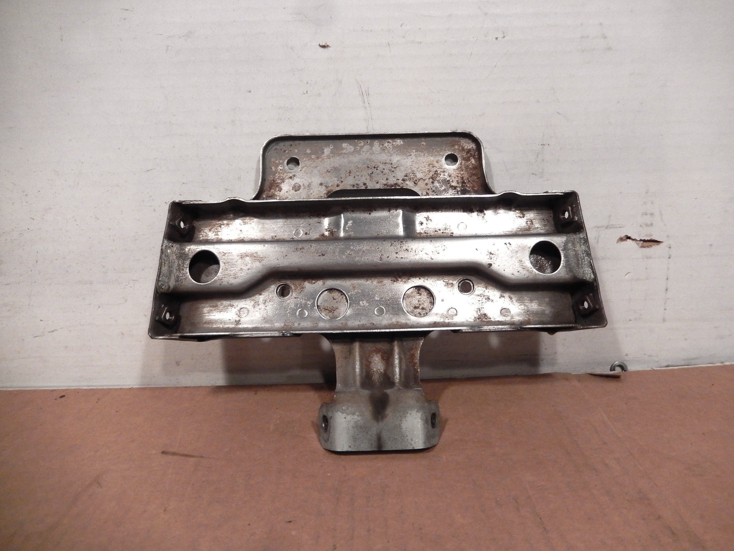 Datsun 280ZX Dashboard Center Console Face Tunnel Mounting Yoke