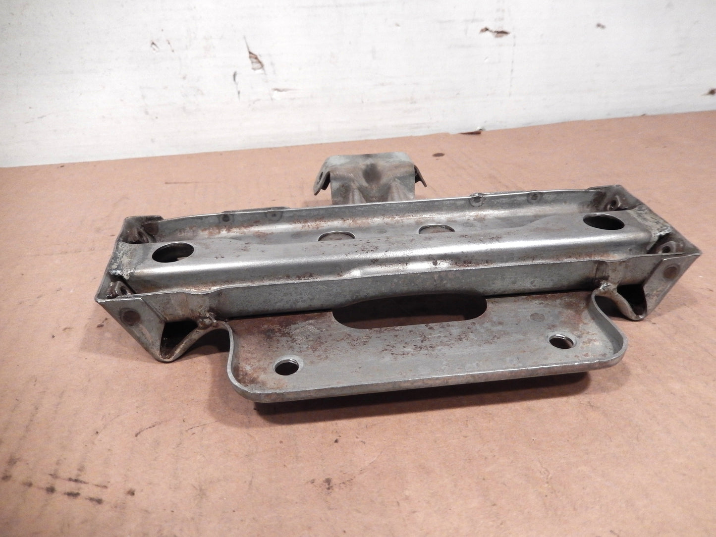 Datsun 280ZX Dashboard Center Console Face Tunnel Mounting Yoke