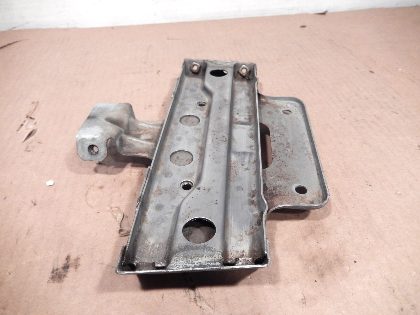 Datsun 280ZX Dashboard Center Console Face Tunnel Mounting Yoke