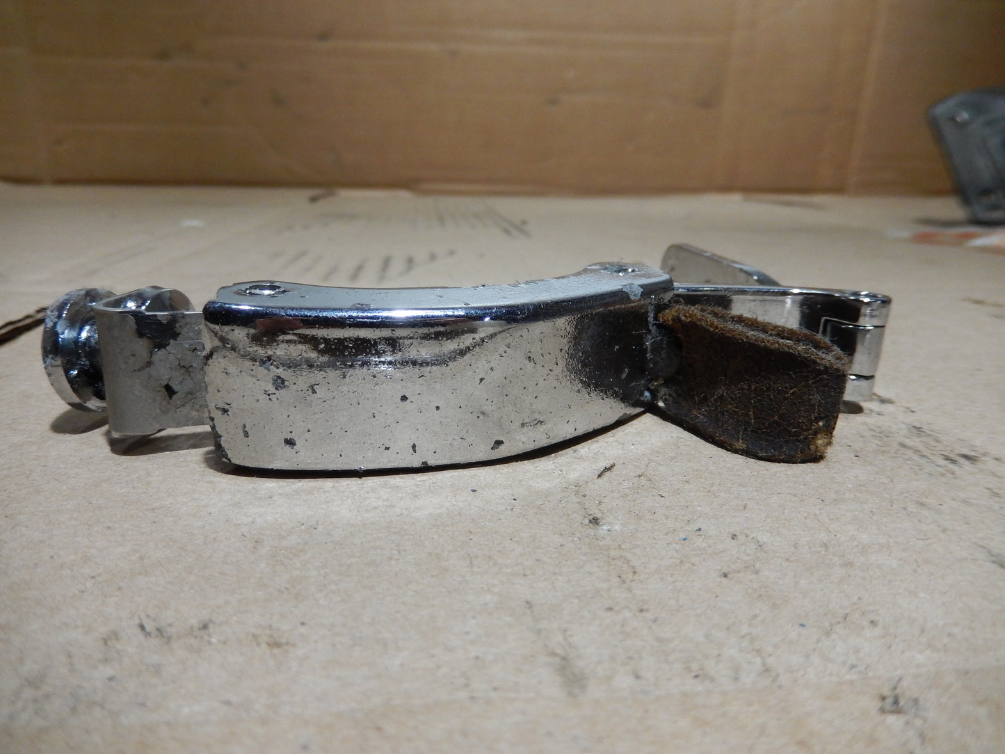 Datsun 260 280Z 2 + 2 Rear Quarter Window Latch