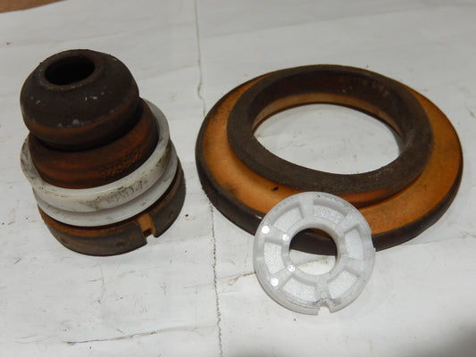 Maserati Quattroporte M139 Rear Strut Buffers Nylon Ring Group