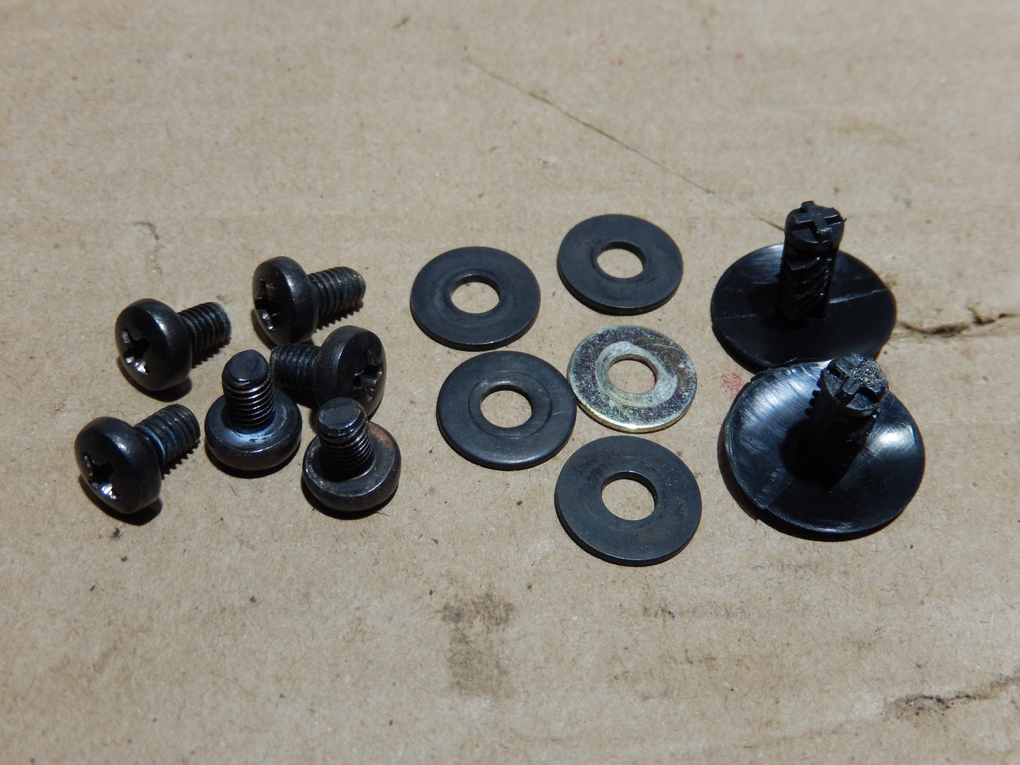 Maserati Quattroporte M-139 Trunk Tub Fastener Group