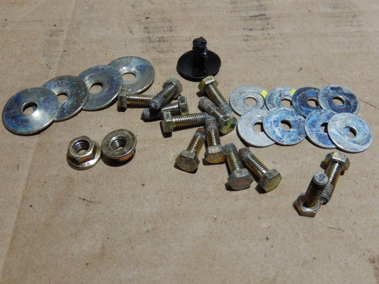 Maserati Quattroporte M-139 Trunk Tub Fastener Group