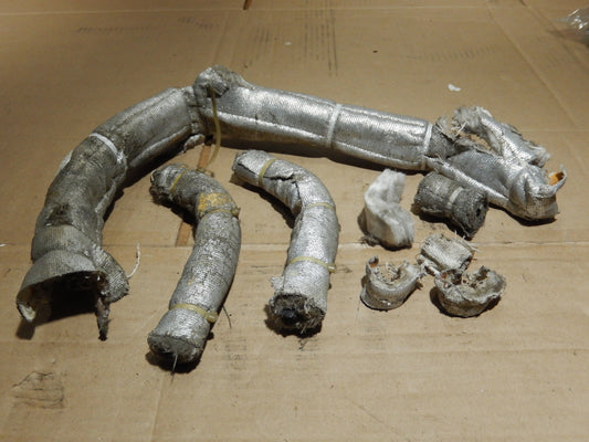 Datsun1973 240Z Fuel Rail Insulation
