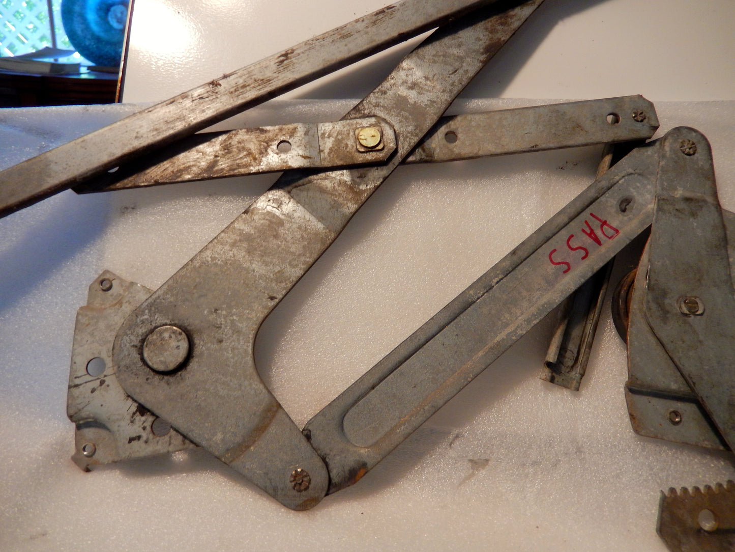 Datsun 280ZX Passenger Side Power Window Regulator