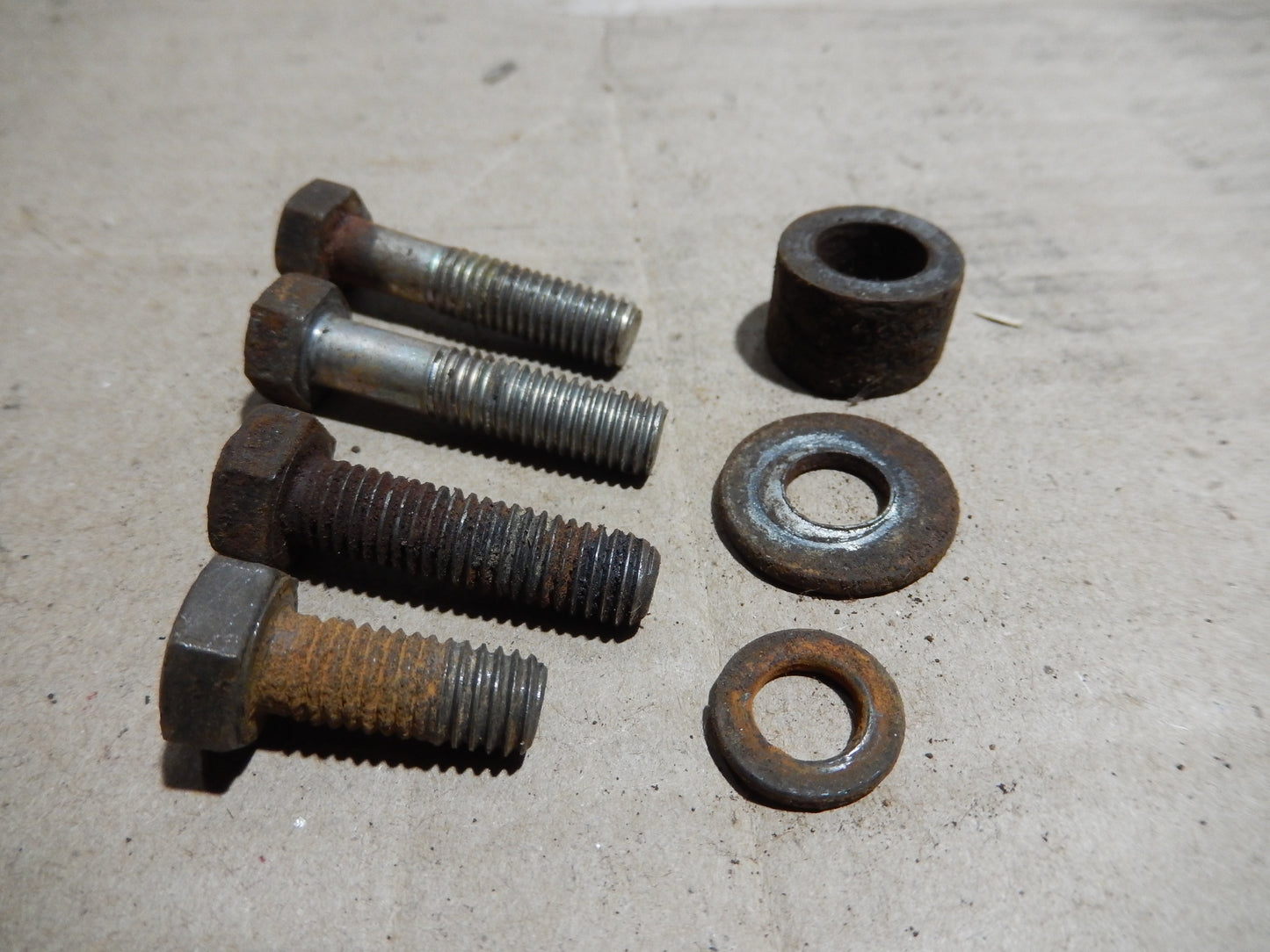 Datsun 240Z Fuel Rail Bolts