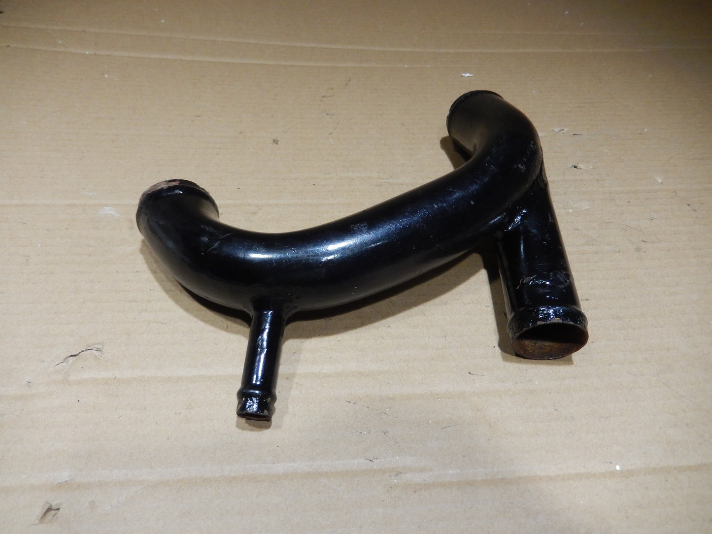 Maserati 1969 - 1973 Ghibli Front Engine Water Conveyor Pipe