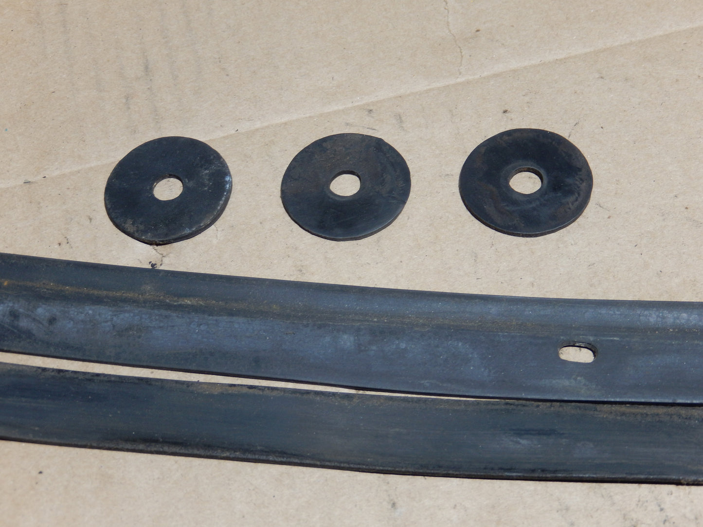 Datsun 240Z Window Glass Mount Rubber Gaskets