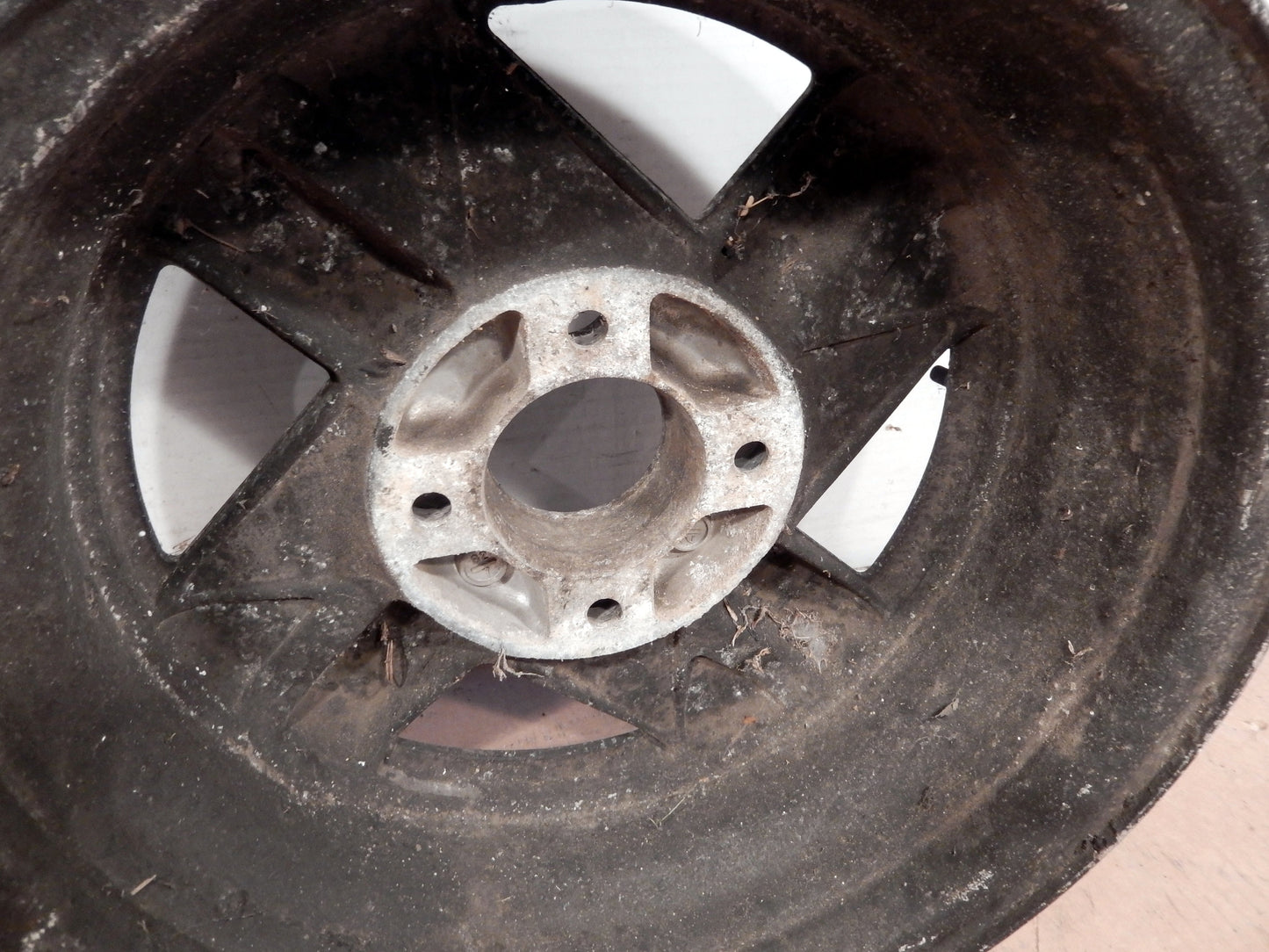 Datsun 280ZX OEM 15" Alloy Wheel