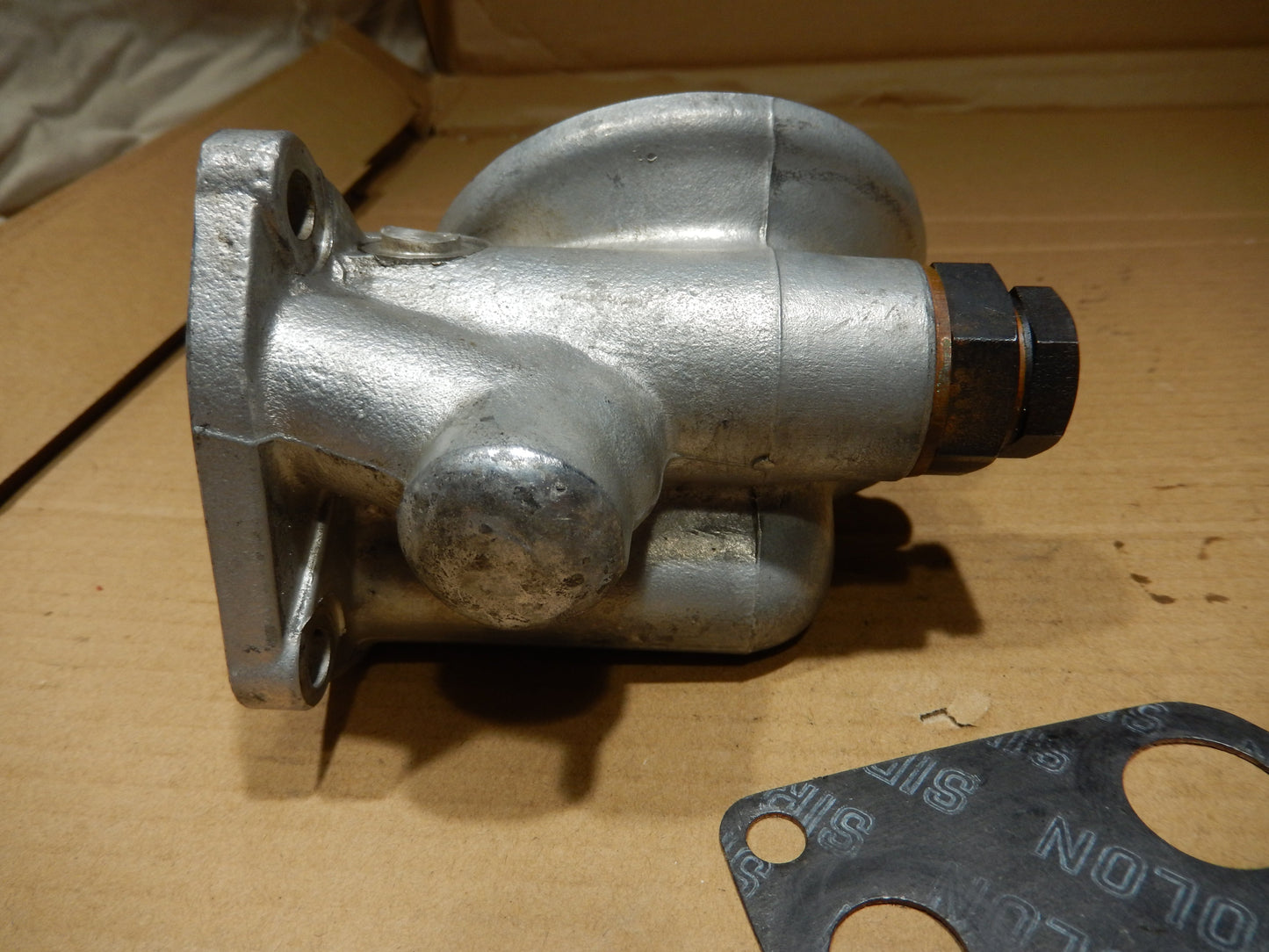Maserati Ghibli Engine NOS Oil Filter Block