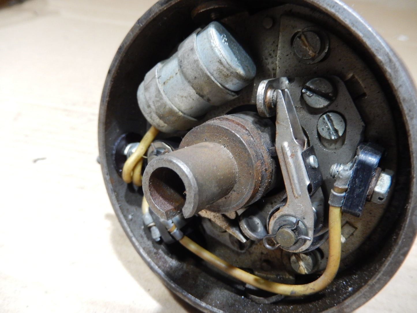 Maserati Ghibli Bosch Engine Distributor