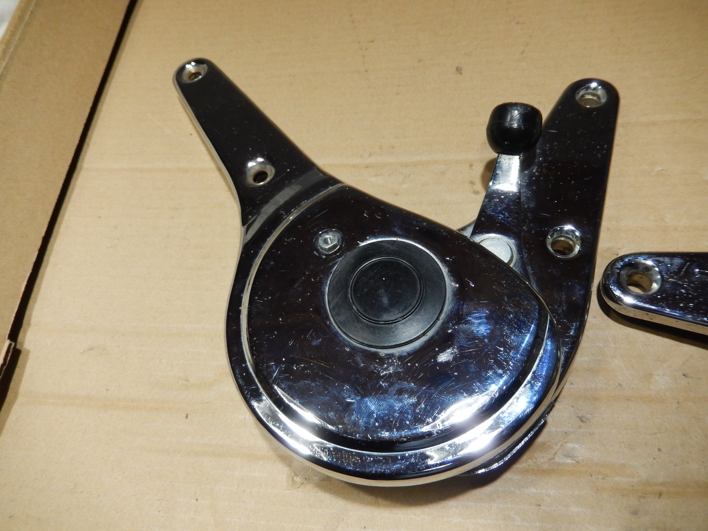Maserati 1969 - 1973 Ghibli Passengers Seat ( Right ) Pair of Seat Adjusting Hinges
