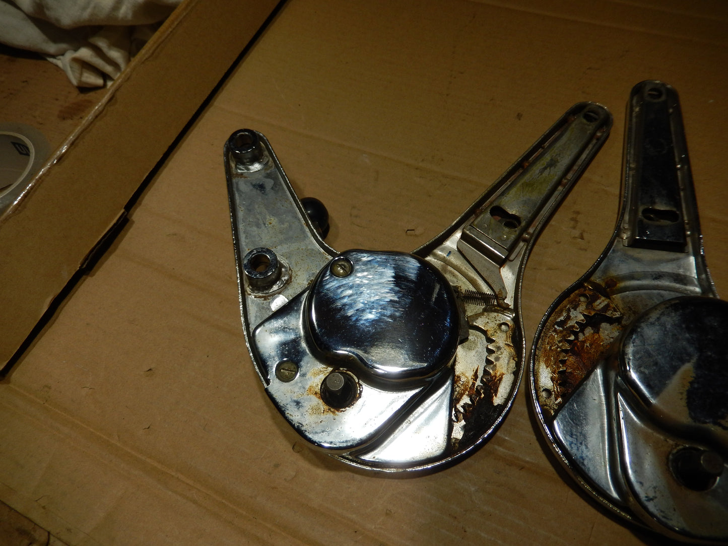 Maserati 1969 - 1973 Ghibli Passengers Seat ( Right ) Pair of Seat Adjusting Hinges