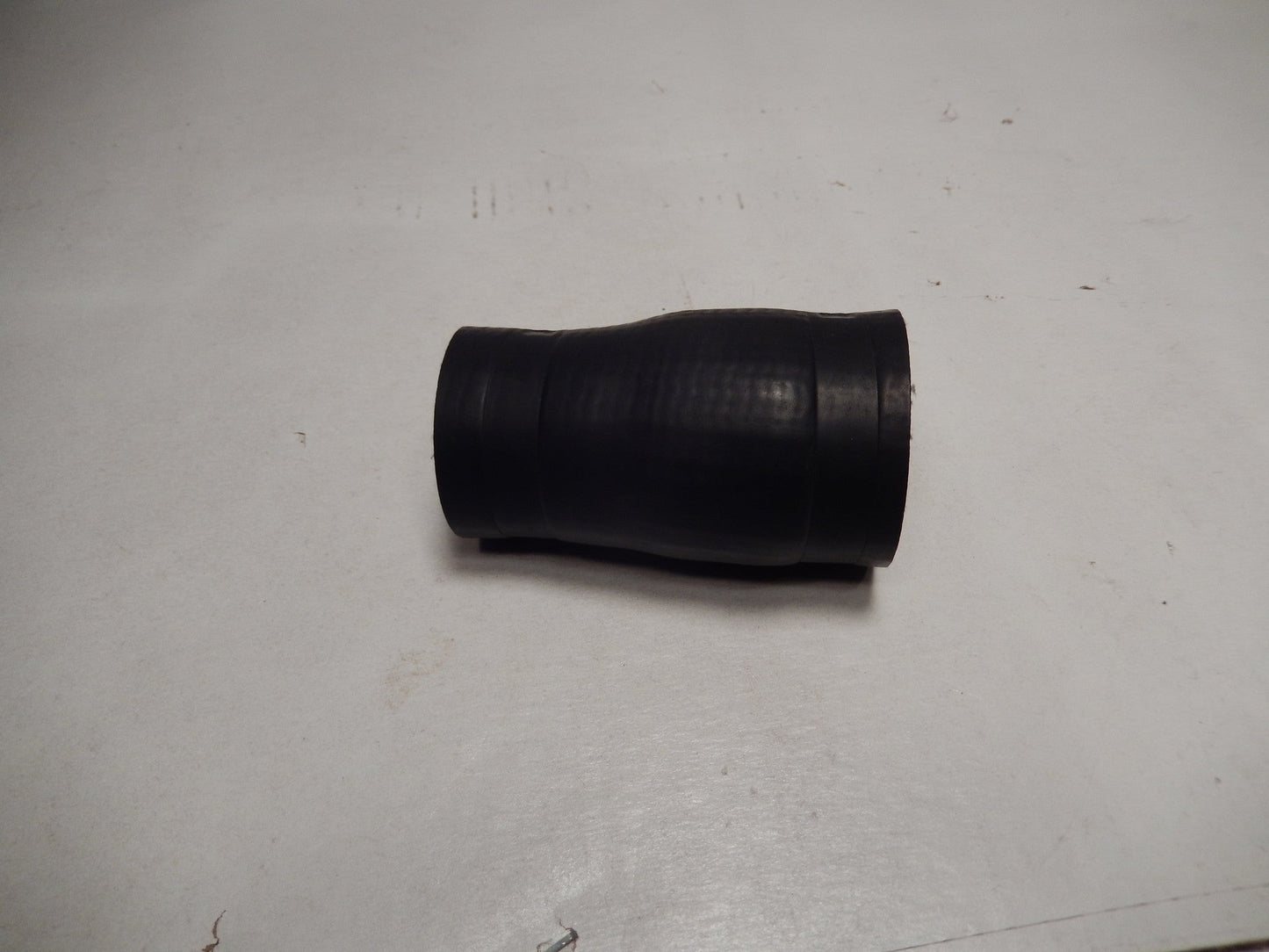 Maserati OEM 4.7 , 4.9 Engine Step Down Hose