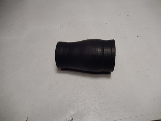 Maserati OEM 4.7 , 4.9 Engine Step Down Hose