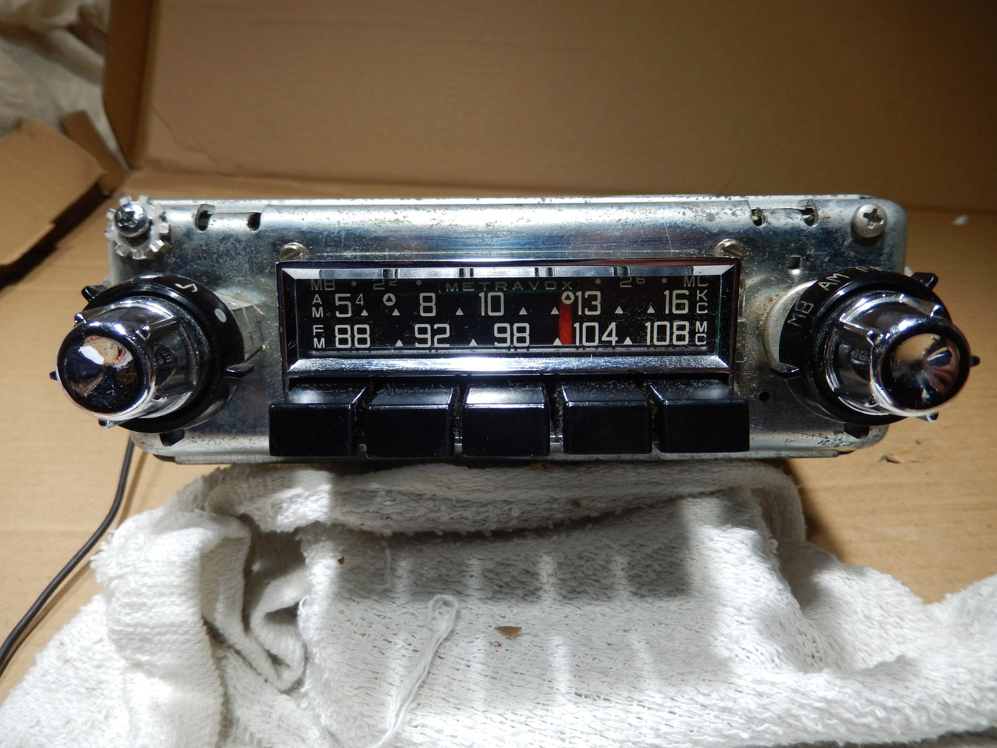 Maserati " Metravox " Sutton AM / FM Radio