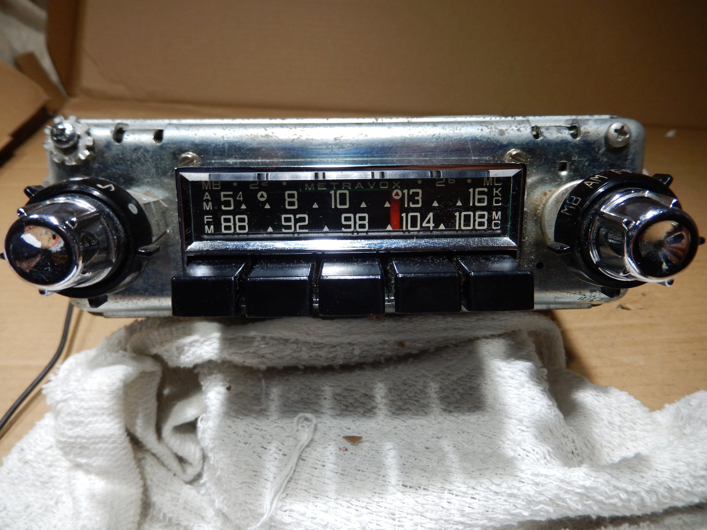 Maserati " Metravox " Sutton AM / FM Radio