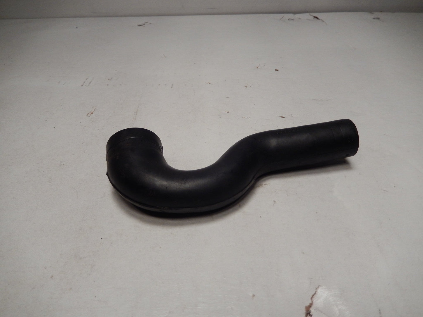 Maserati Biturbo Cambox Rear Breather Hose