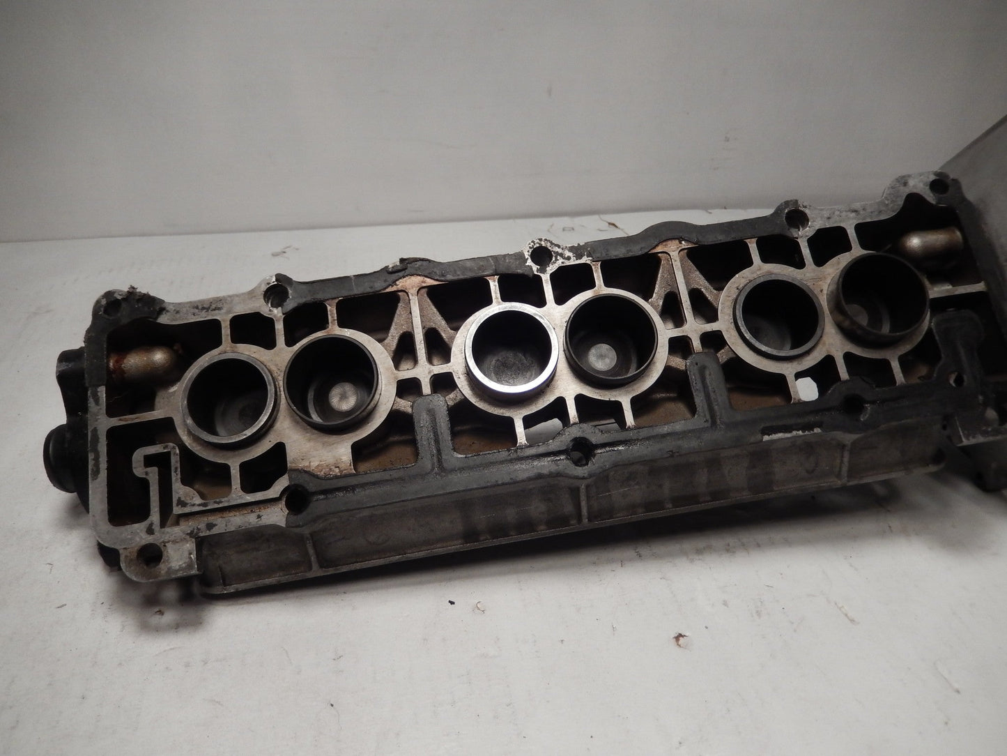 Maserati Biturbo 2.5 Engine Passenger Side Cam Box Assembly