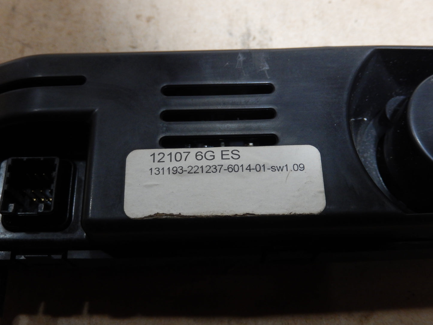 Maserati Quattroporte Center Console Face Control Panel