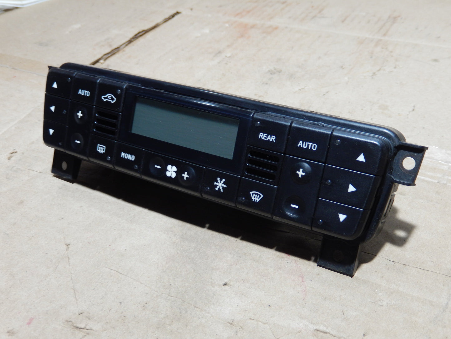 Maserati Quattroporte Center Console Face Control Panel