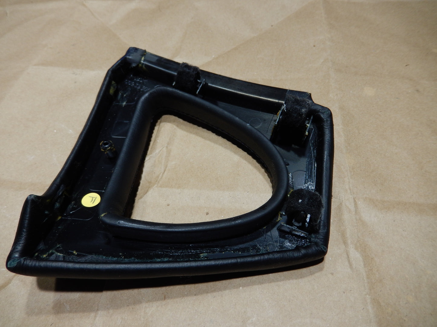 Maserati Quattroporte M-139 Black Leather Drivers Door Grab Handle