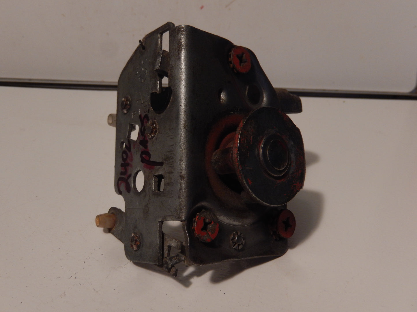Datsun 240Z Passengers Door Lock Assembly