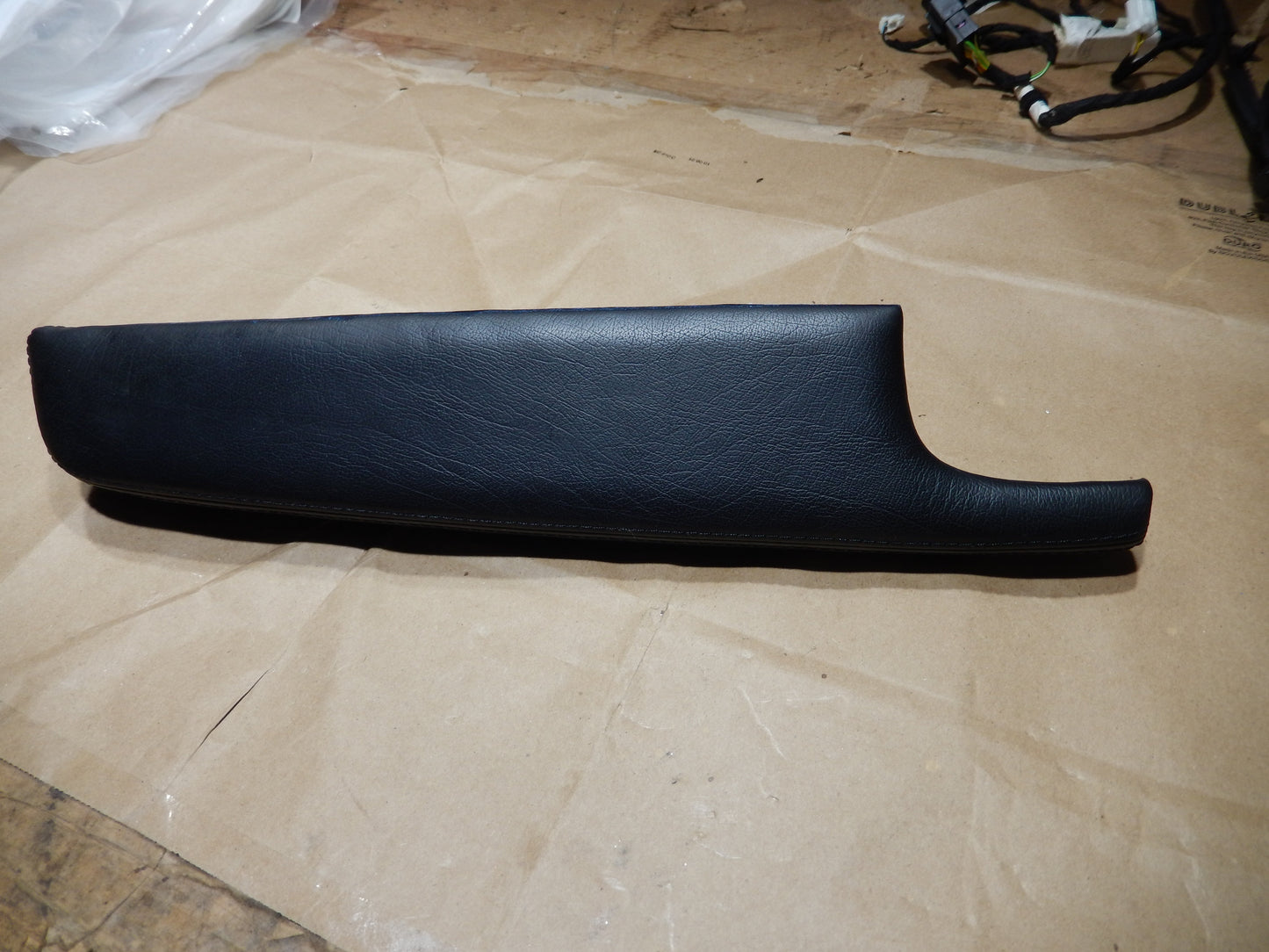 Maserati Quattroporte M-139 Black Rear Driver Armrest