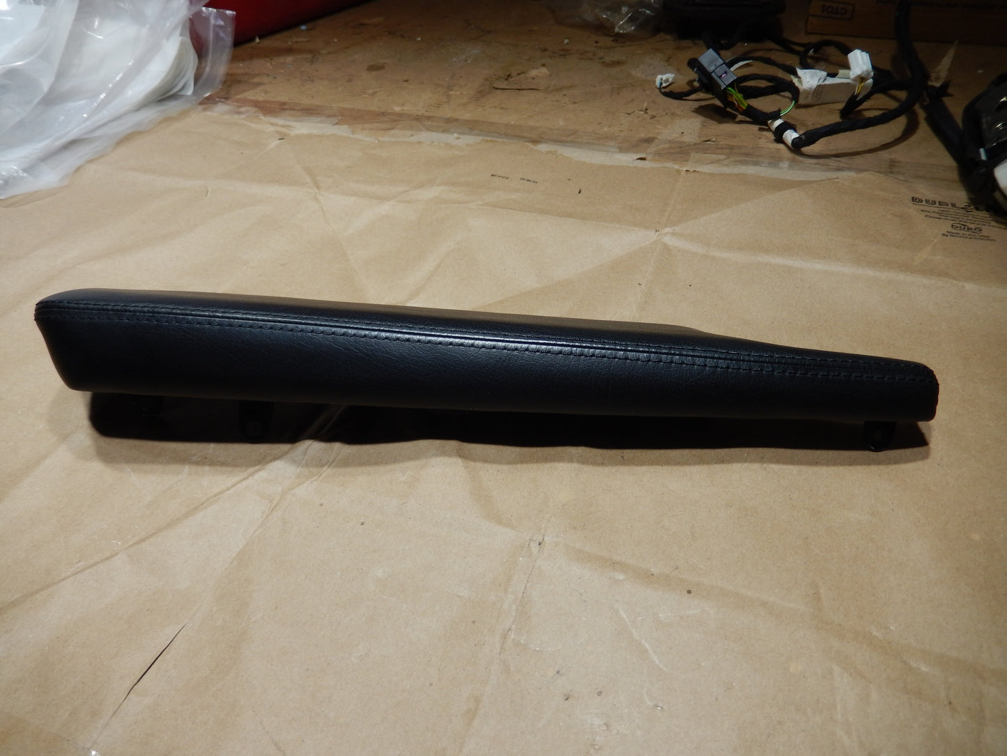 Maserati Quattroporte M-139 Black Rear Driver Armrest