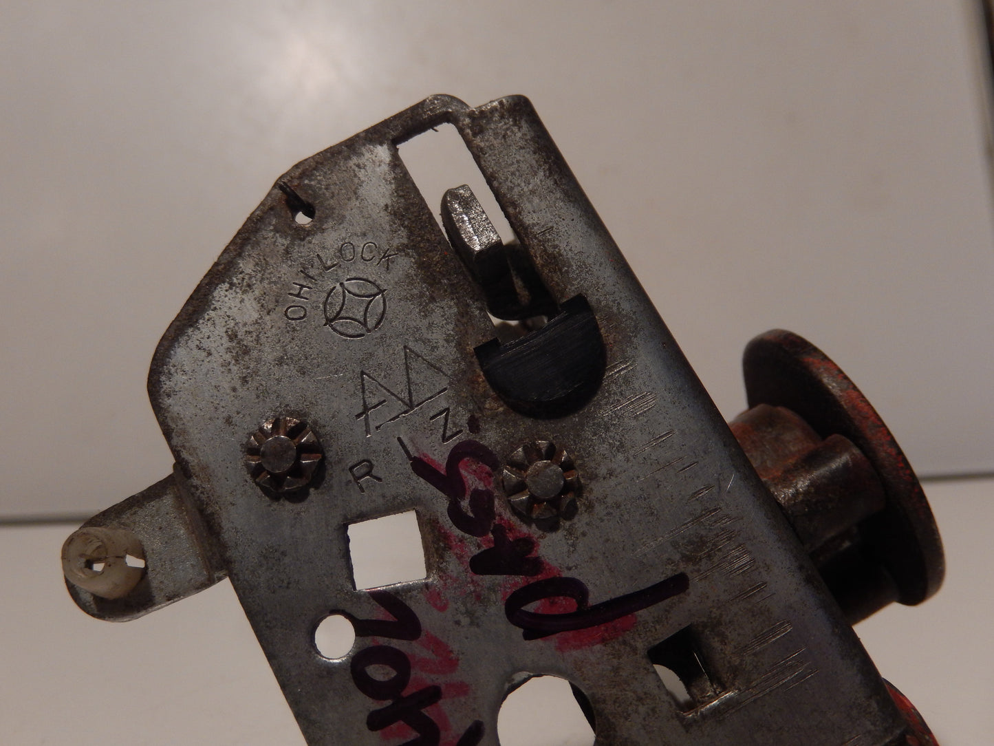 Datsun 240Z Passengers Door Lock Assembly
