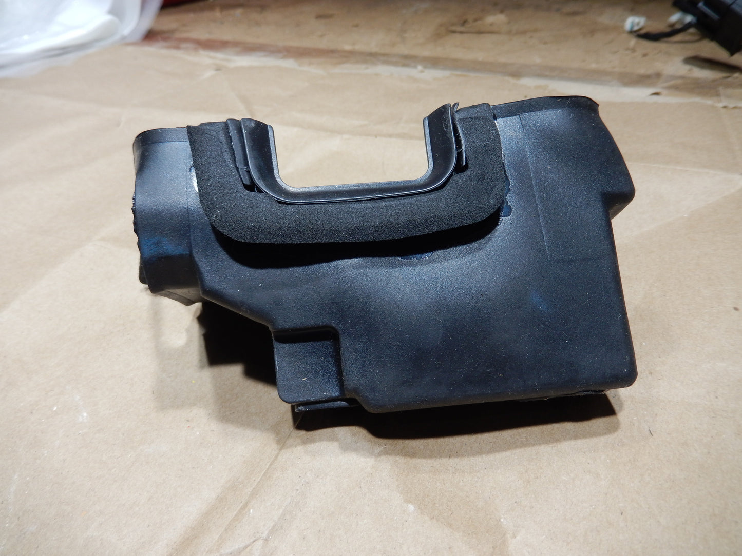 Maserati Quattroporte M-139 Drivers Door Lock Seal Bag