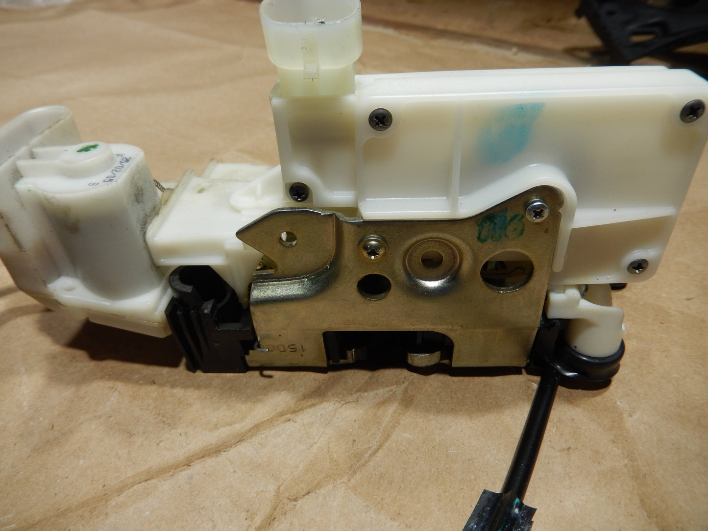 Maserati Quattroporte M-139  04 - 014 Rear Passengers Side Door Lock