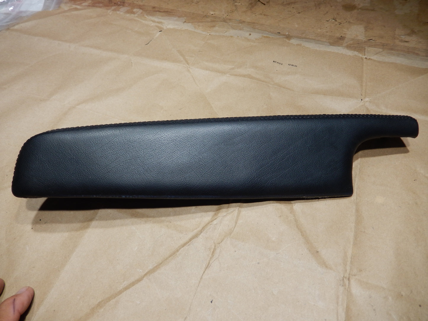Maserati Quattroporte M-139 Black Rear Passengers Armrest