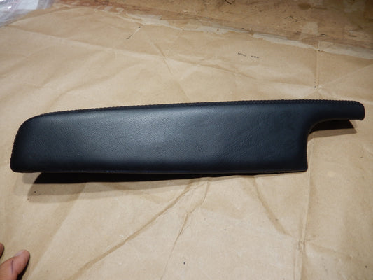 Maserati Quattroporte M-139 Black Rear Passengers Armrest