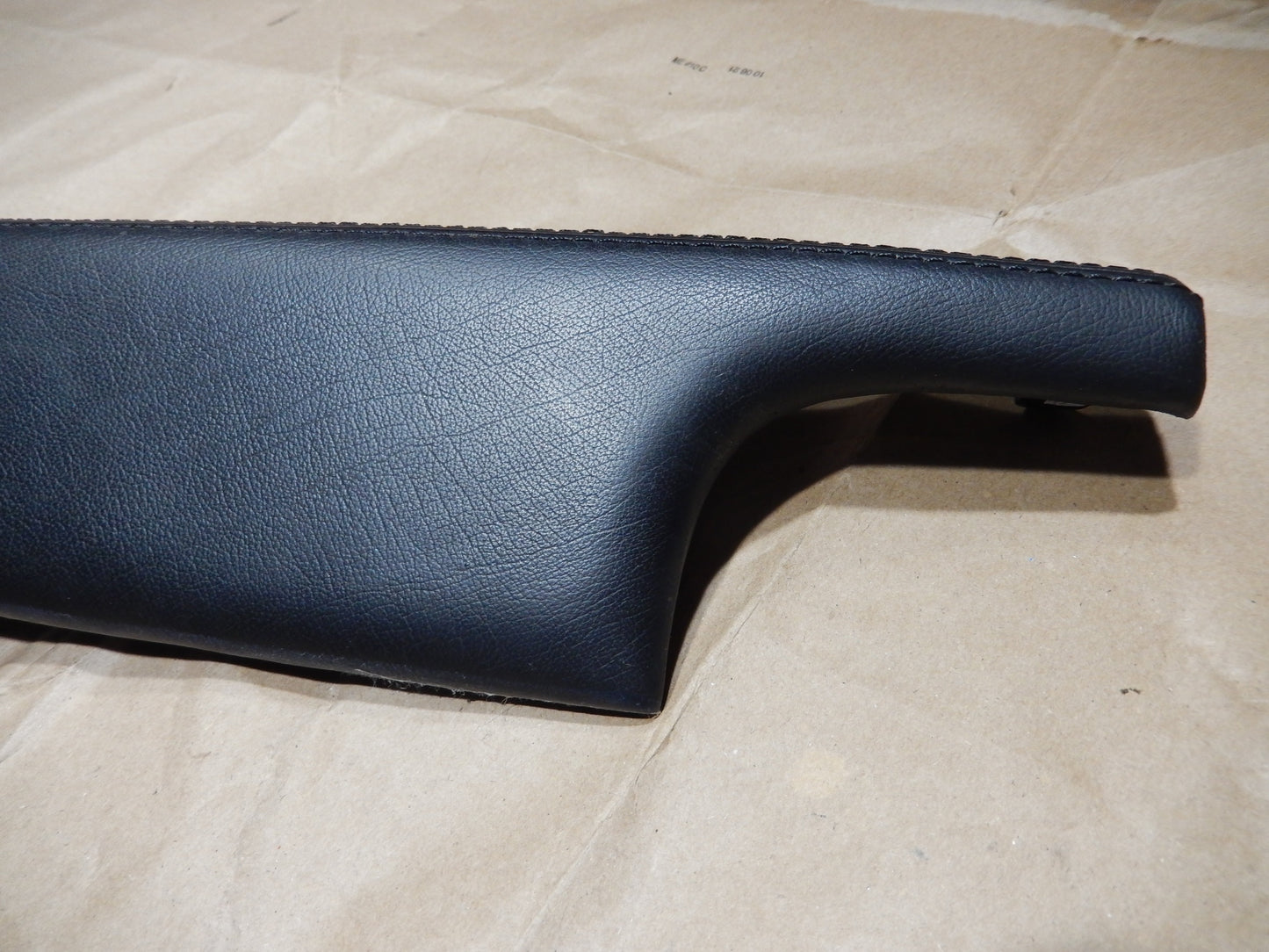 Maserati Quattroporte M-139 Black Rear Passengers Armrest