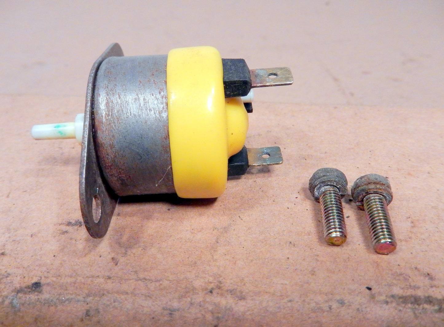 Datsun 280ZX Engine Bay Vacuum Motor