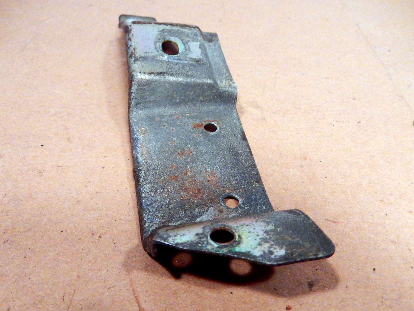 Datsun 280ZX Vacuum Can Bracket