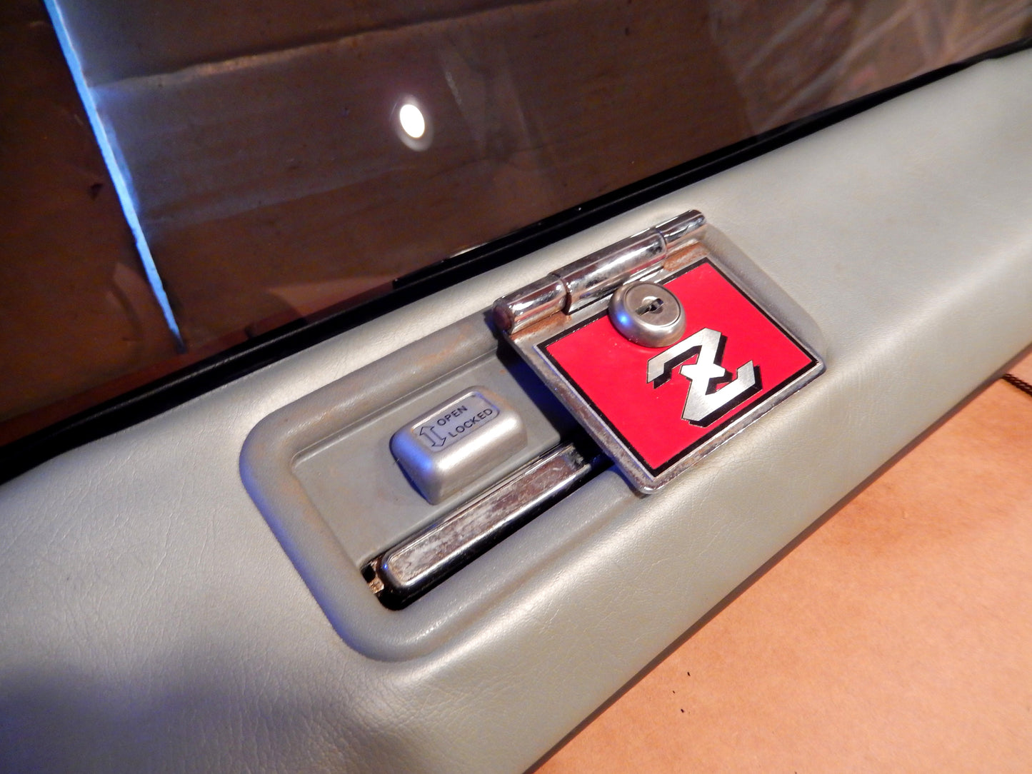 Datsun 280ZX T-Roof Glass Panels Pair