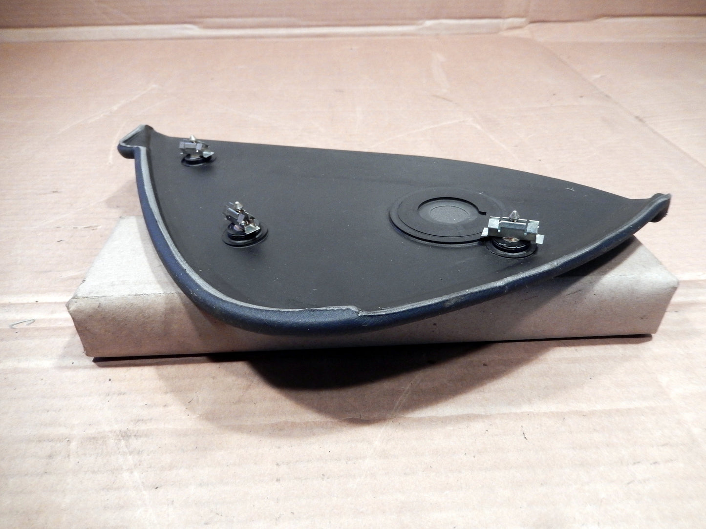 Maserati Quattroporte Passenger's Interior Dashboard End Cap