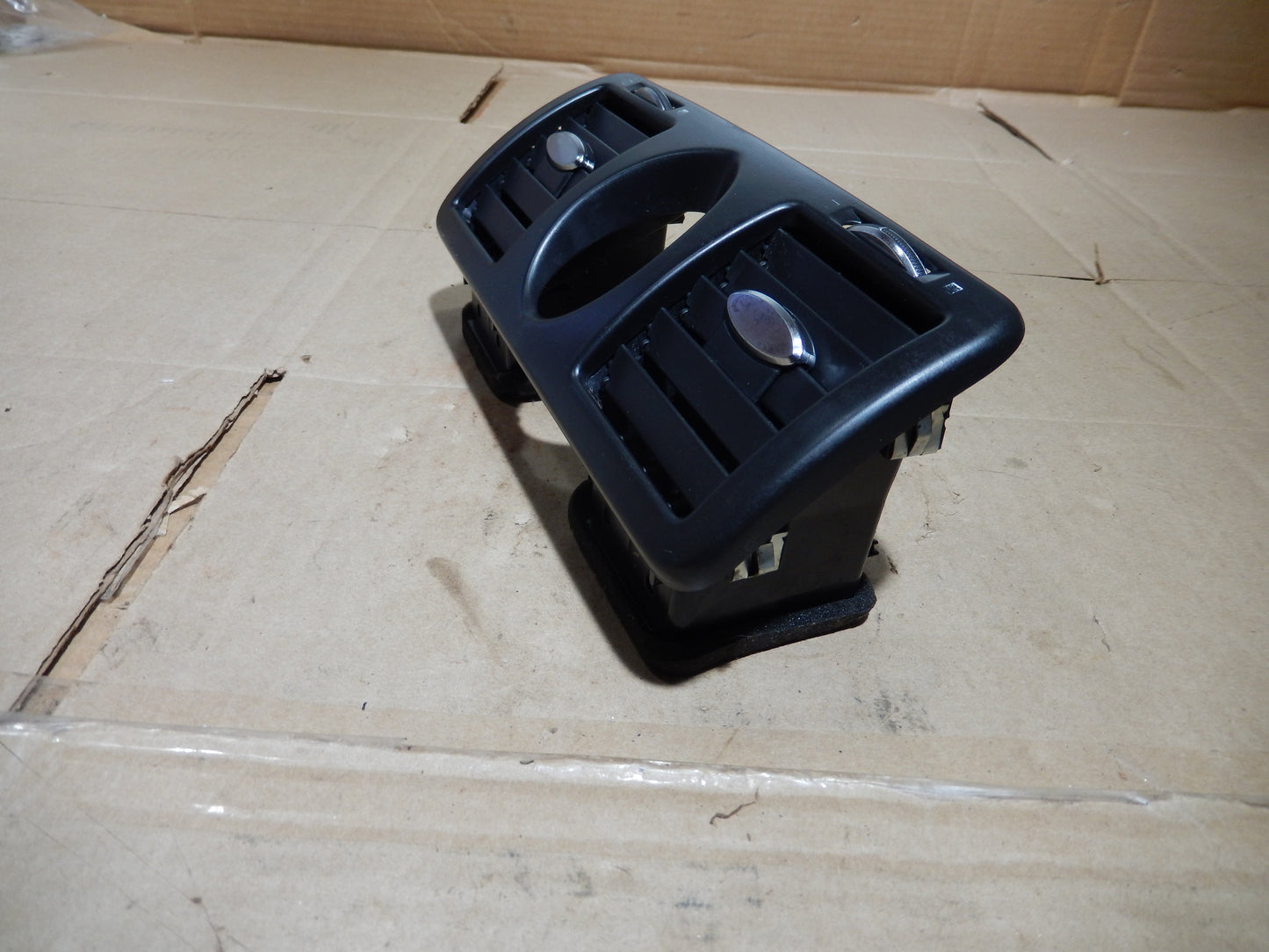 Maserati M-139 Center Dashboard Vent
