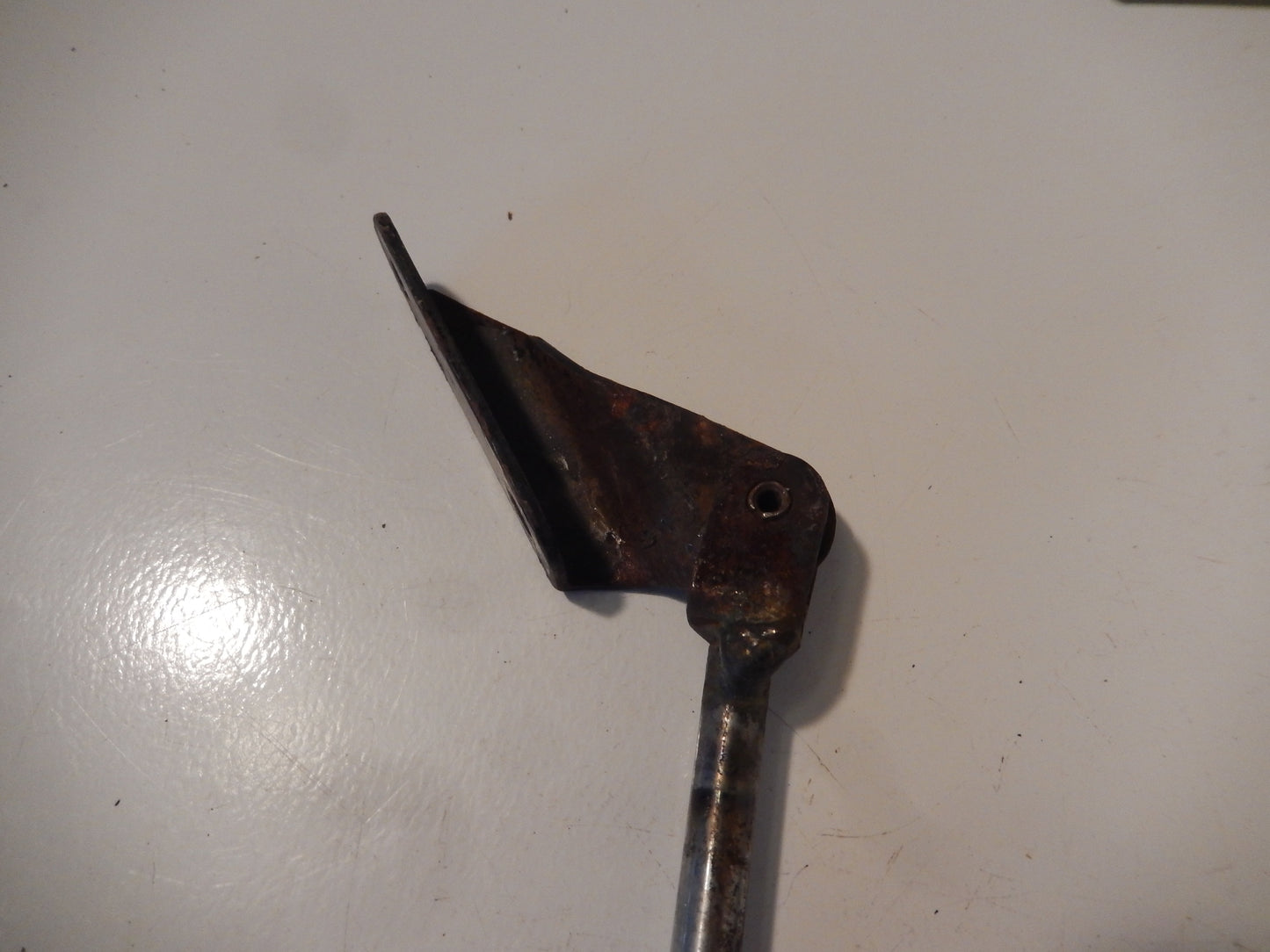 Datsun 240Z Rear Hatch Lift