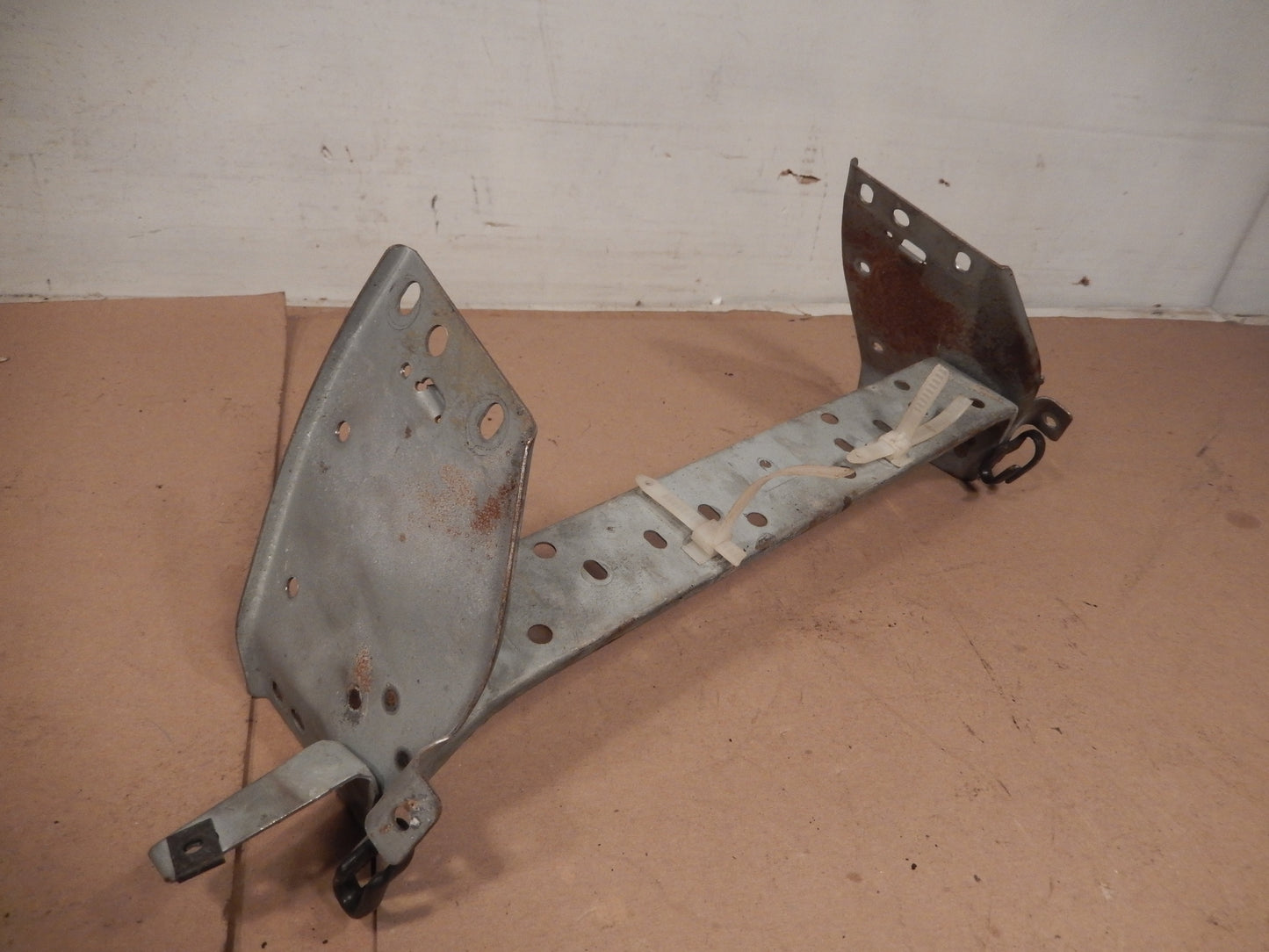 Datsun 280ZX Lower Center Dashboard Console Bracket