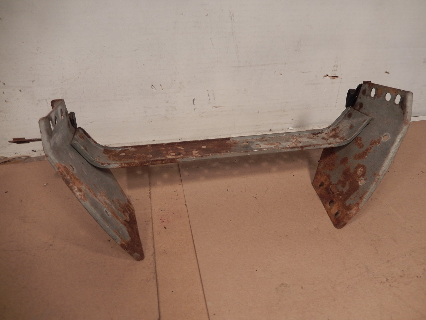 Datsun 280ZX Lower Center Dashboard Console Bracket