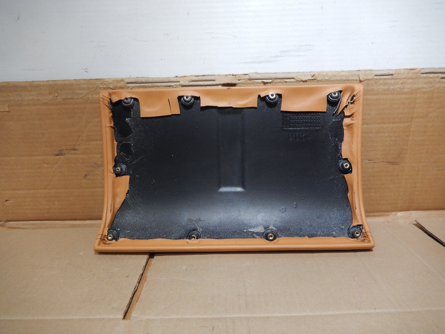 Maserati M139 Tan Glove Box Cover