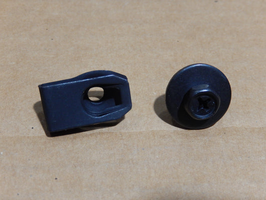 Maserati New Interior / Exterior Bolt Clip