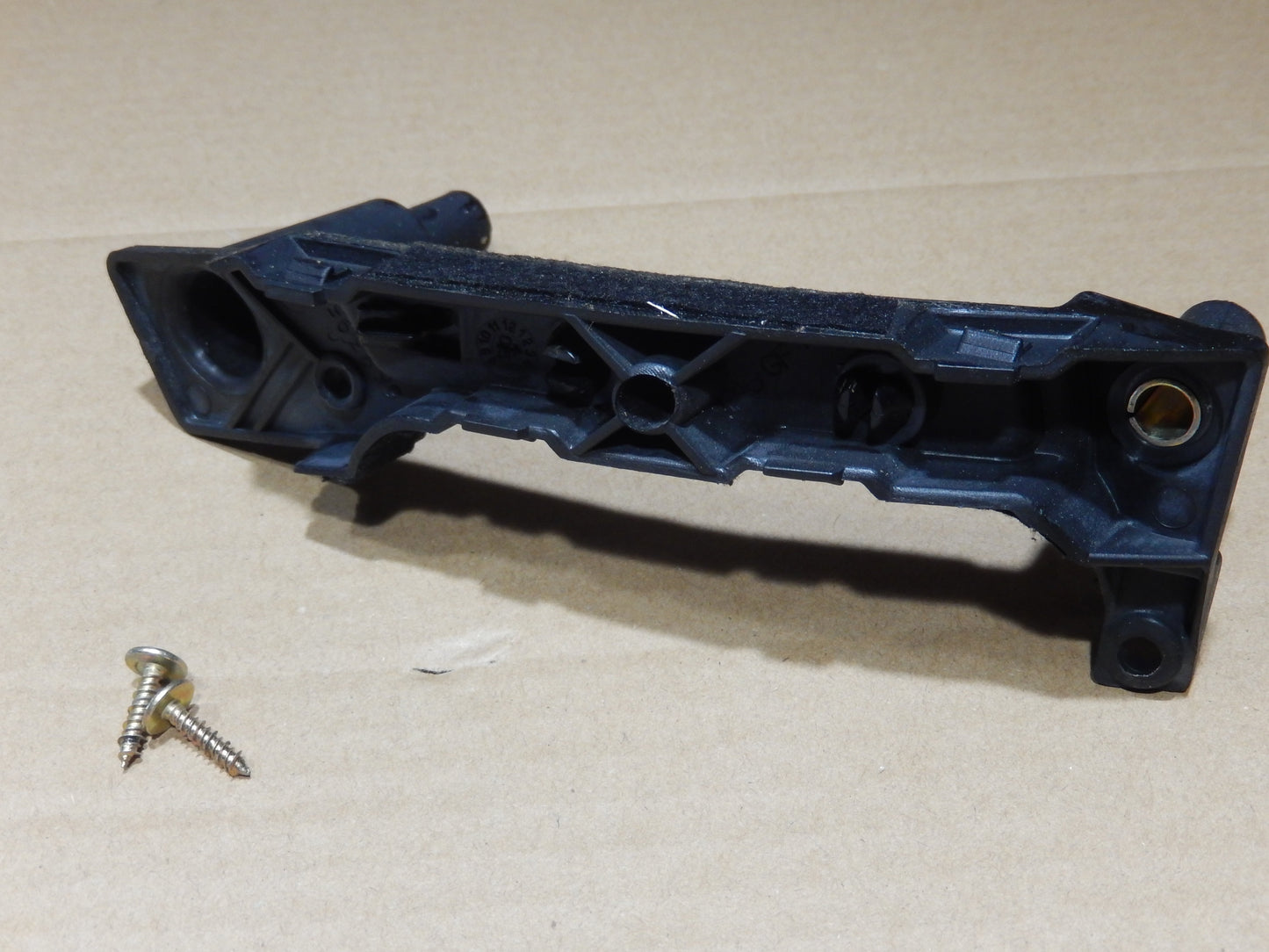 Maserati Quattroporte M-139 Front Drivers Interior Door  Grab Handle Post