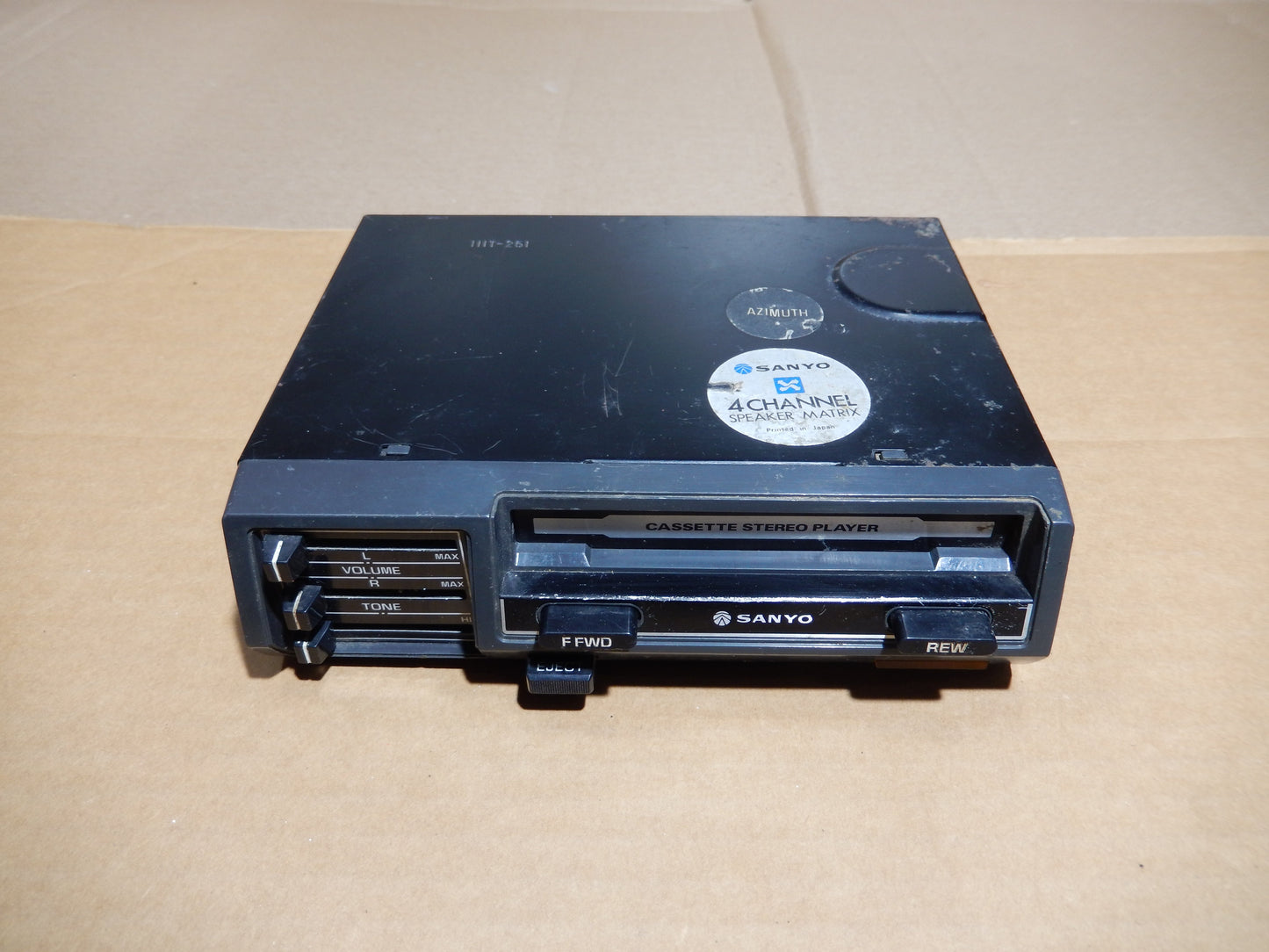 Datsun 280Z  280ZX Sanyo 4 Channel Tape Player