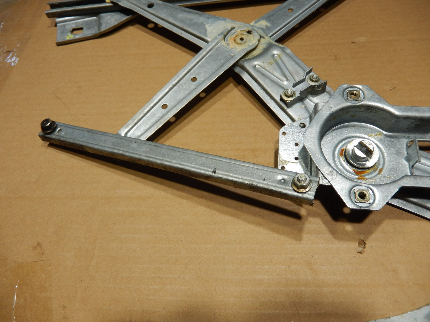 Maserati M138 Spyder Passengers Side Restorable Window Regulator