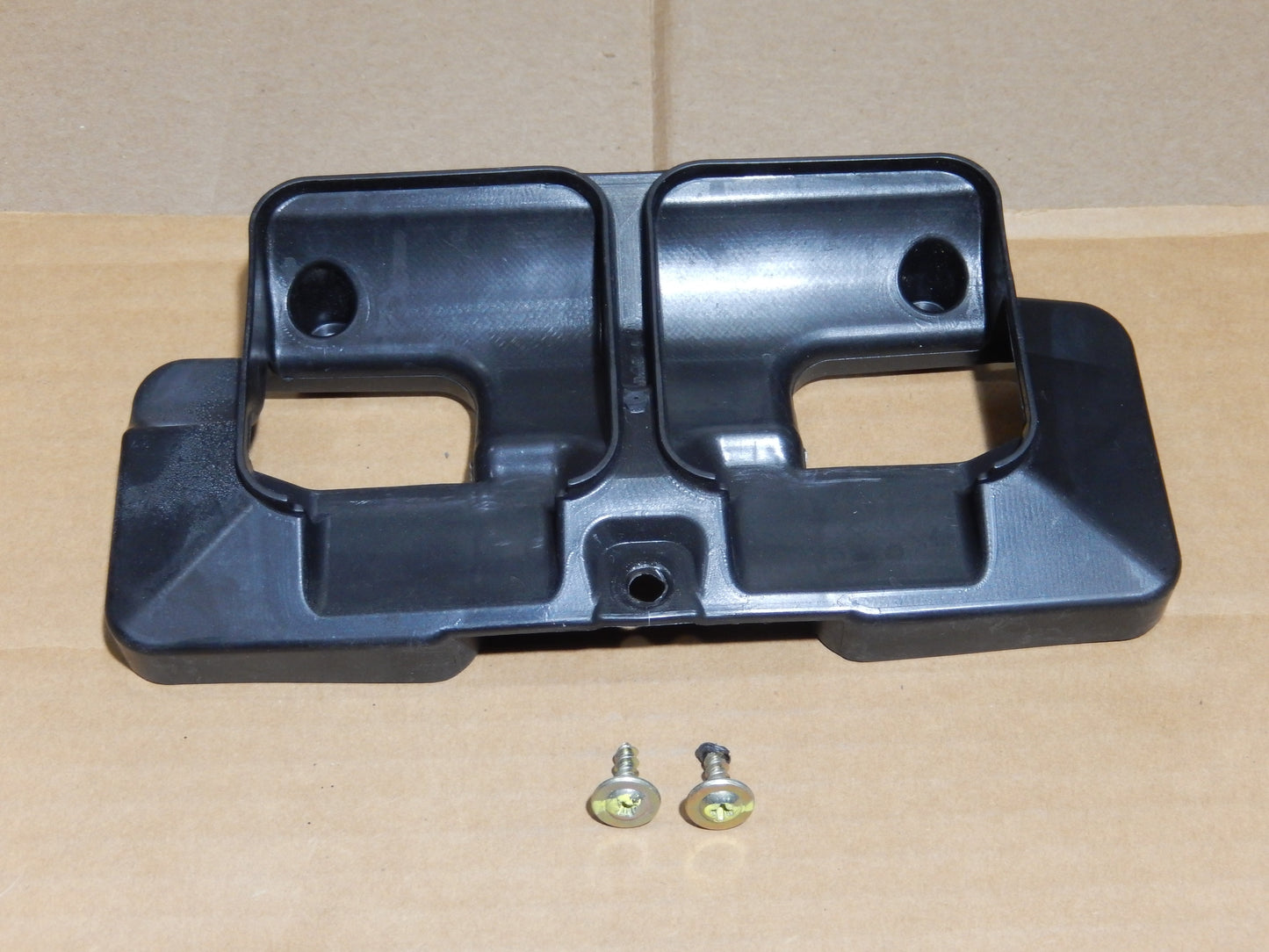 Maserati M-139 Center Dashboard Vent Airduct