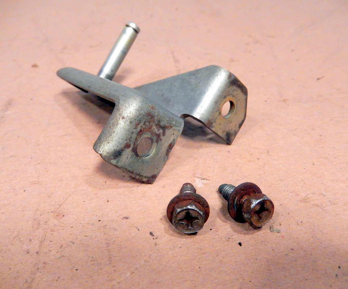 Datsun 1982 280ZX Firewall Mounted Throttle Lever Bracket